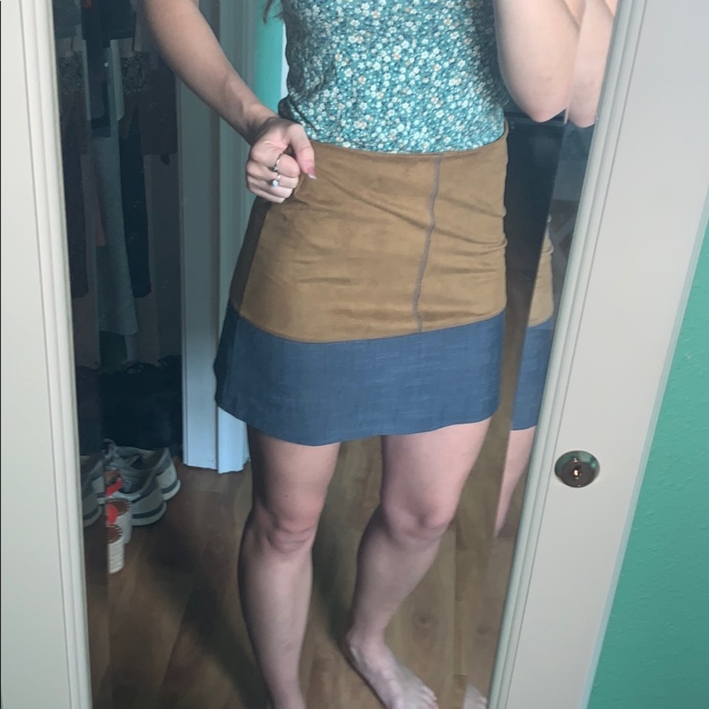 brown and denim skirt